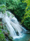 vanek-der-duft-des-regenwalds-recherchereise-wasserfall-palenque.jpg